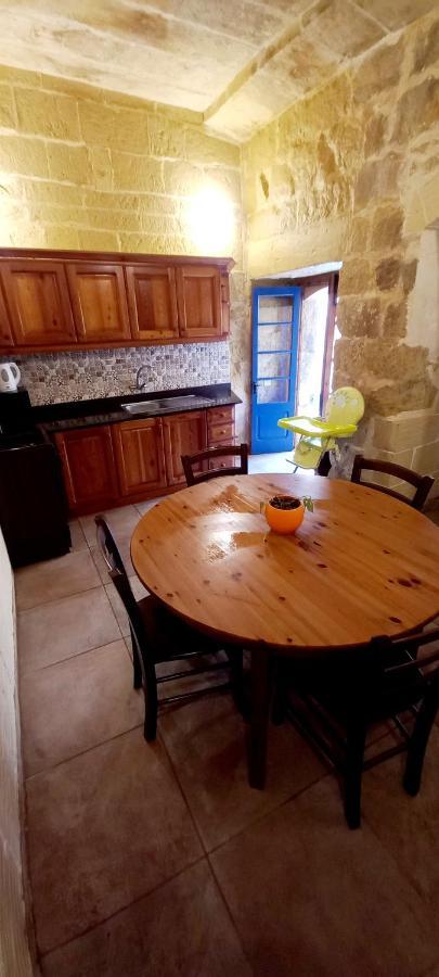 Ta Lucia Farmhouse With Private Pool And Bbq Villa Santa Lucija  ภายนอก รูปภาพ